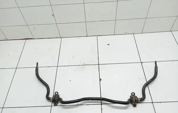 Toyota Yaris Front anti-roll bar/sway bar