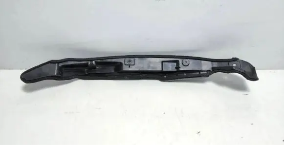 Toyota RAV 4 (XA50) Fender foam support/seal 53827-42060