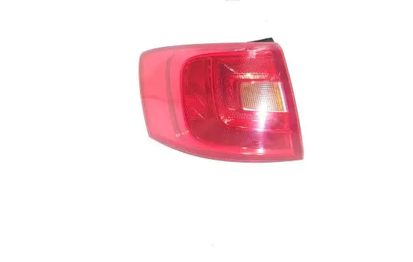 Volkswagen Jetta VI Rear/tail lights 5C6945257 5C6945095E