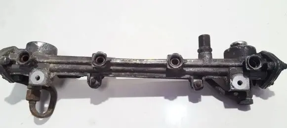 Fuel main line pipe