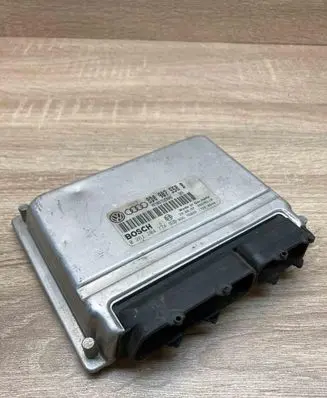 Audi A4 S4 B5 8D Engine control unit/module ECU 8D0907558B 0261204774