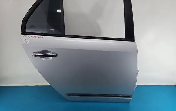 KIA Carens II Rear door IMPRK1540513
