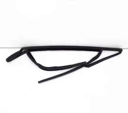 BMW X5 G05 Rear door glass trim molding 7428689