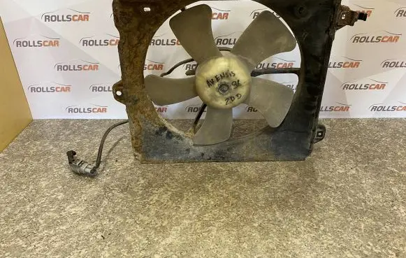 Toyota Avensis T220 Electric radiator cooling fan PPG30