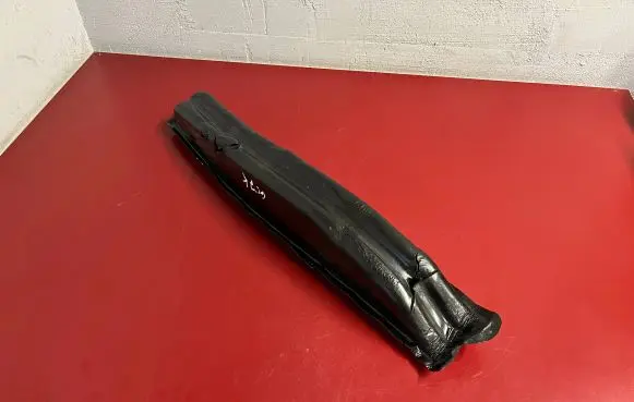 BMW X7 G07 Fender foam support/seal 7472533 51487472533