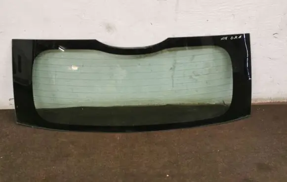 Nissan Note (E11) Rear windscreen/windshield window 