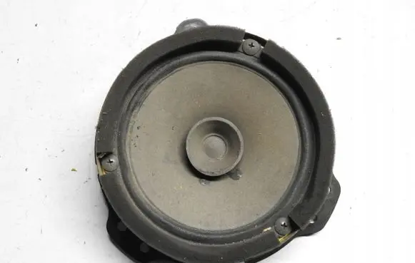 Suzuki Grand Vitara I High frequency speaker in the rear doors 090014126