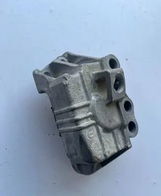 Jeep Renegade Engine mounting bracket 00520780320