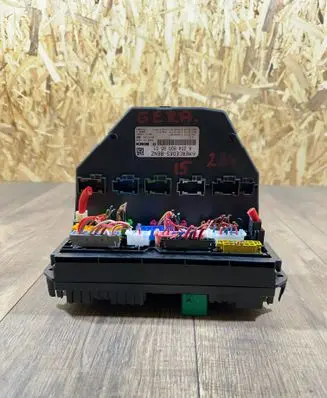 Mercedes-Benz C W204 Other control units/modules A2049009501 A2044423700 A2045459601