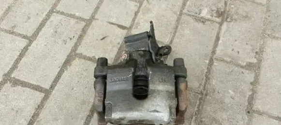 Jaguar XJ X351 Rear brake caliper C2C27299