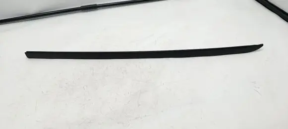 BMW 5 E60 E61 Windshield trim 7045447