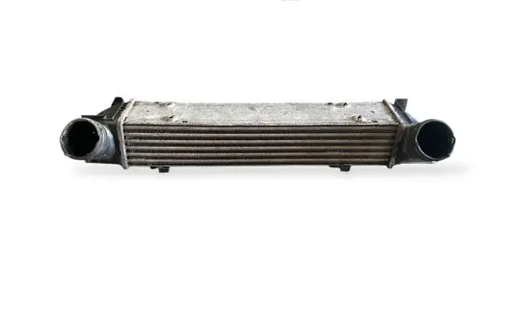 BMW 3 E90 E91 Intercooler radiator 3093796