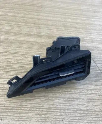 Subaru Outback (BT) Dash center air vent grill 66110AN03B