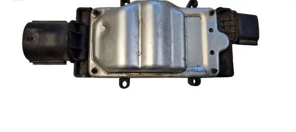 Ford Fusion II Coolant fan relay 1137328567 131010