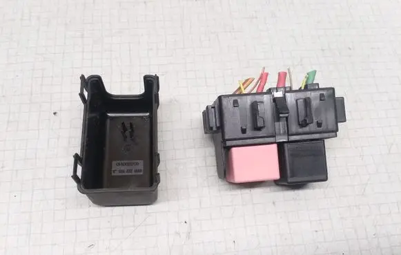 Renault Scenic II - Grand scenic II Fuse module