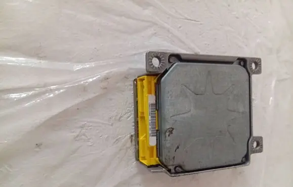 Audi A6 S6 C5 4B Airbag control unit/module 0285001304