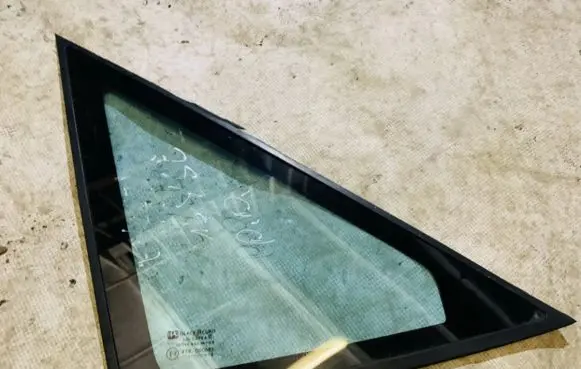 Fiat Ulysse Front triangle window/glass 