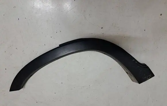 Honda CR-V Rear fender molding trim