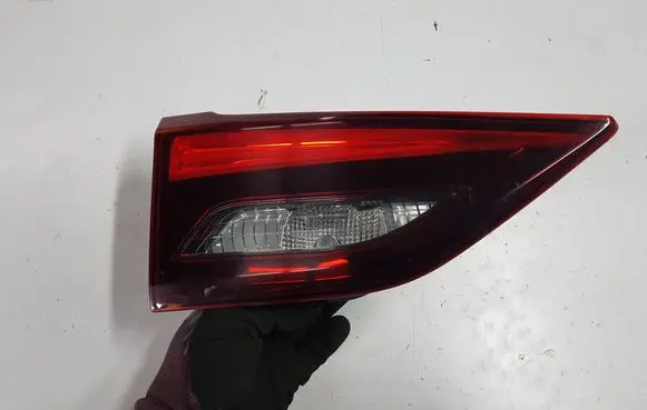 Toyota Avensis T270 Rear/tail lights 