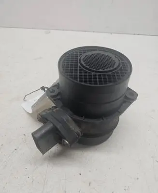 Volkswagen Golf IV Mass air flow meter 074906461B