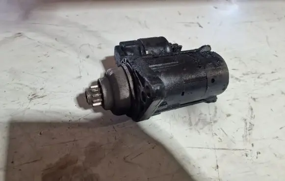 Volkswagen Transporter - Caravelle T5 Starter motor