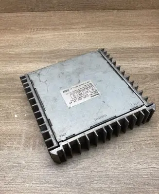 Mercedes-Benz SL R129 Sound amplifier J1290005940 CYBQ1059A