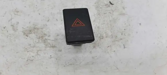 Toyota Avensis T250 Hazard light switch 157963