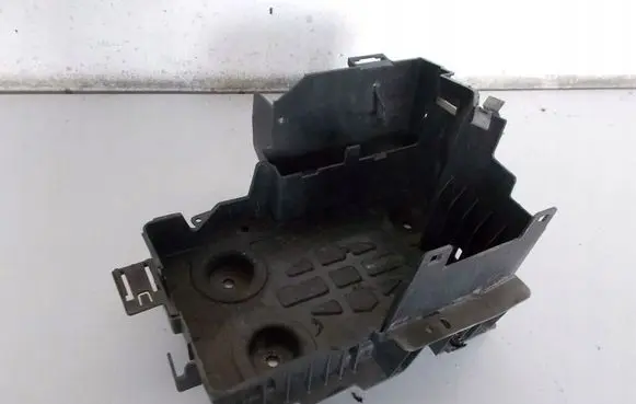 Renault Laguna II Battery tray 