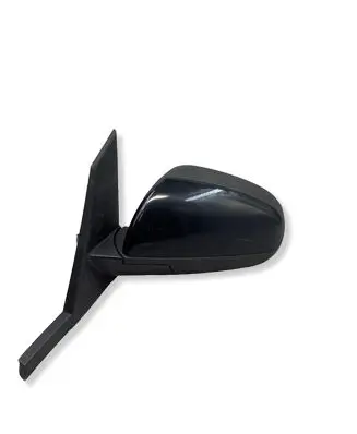 Mitsubishi Colt Front door electric wing mirror 024259