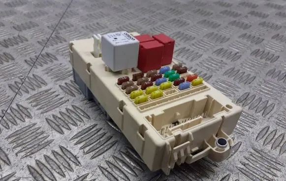 Fiat Bravo Fuse box cover 51786513