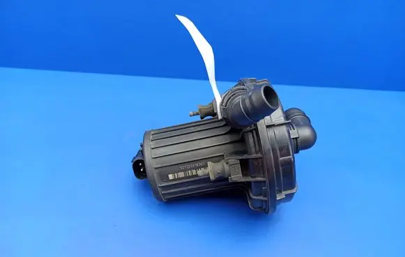BMW 6 E63 E64 Intake resonator 750621004 ZB752760002 72812400