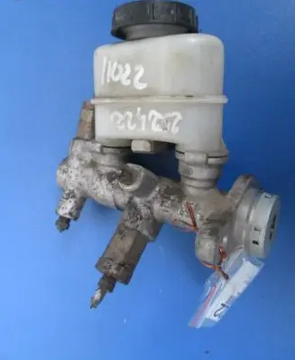 Nissan Almera Master brake cylinder