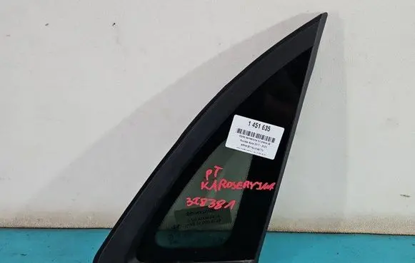 Hyundai Kona I Rear side window IMPRK1451635