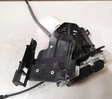 Volvo V40 Rear door lock 31391827