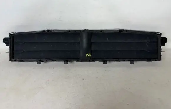 Porsche Macan (95B) Intercooler air guide/duct channel