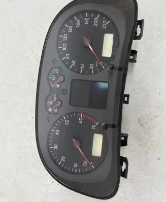 Volkswagen Golf IV Speedometer (instrument cluster) 1J0920822 0311570501 0263618180