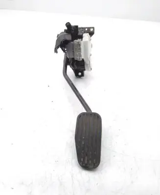 Volvo XC90 Accelerator throttle pedal 30683521