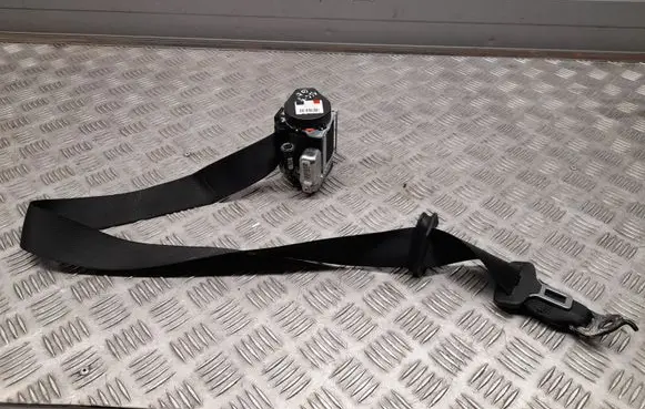 Mercedes-Benz GL X166 Third row seat belt A1668601786