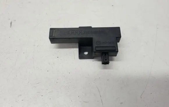 Audi A6 S6 C7 4G Keyless system antenna 8K0907247 33542221