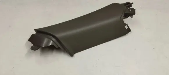 (C) pillar trim