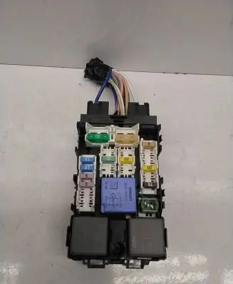 Peugeot 508 Fuse module 9665492680 26160616 87675F