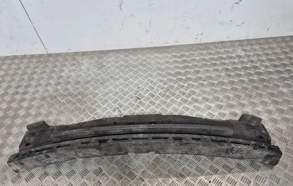 Front bumper foam support bar