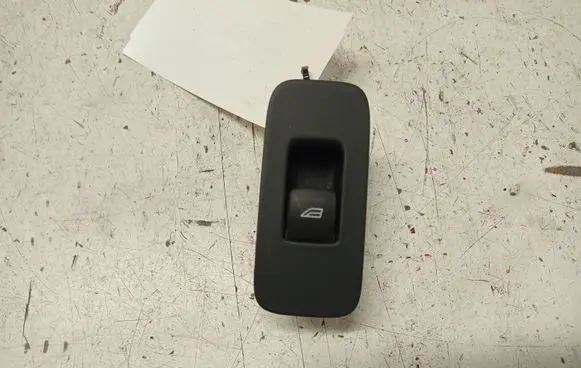 Volvo V40 Electric window control switch 31334569