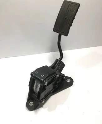 Honda CR-V Accelerator throttle pedal 31304P06 04P06
