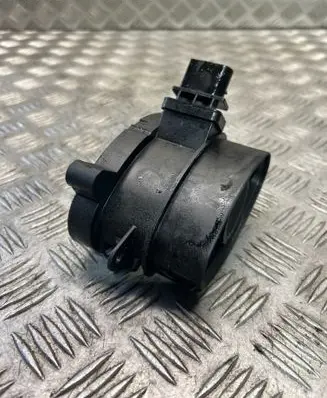 BMW X5 E70 Mass air flow meter 7788744