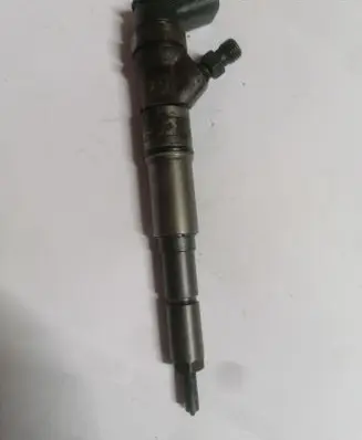 BMW 3 E90 E91 Fuel injector supply line/pipe 7794435 0445110209