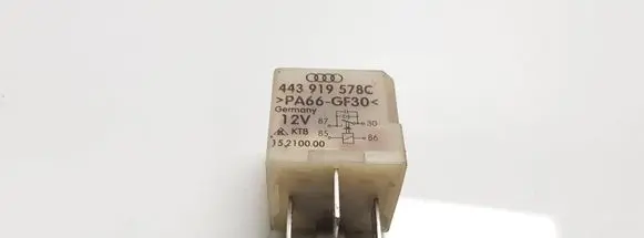 Volkswagen PASSAT B5.5 Other relay 443919578C