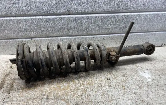 KIA Sorento Front shock absorber/damper