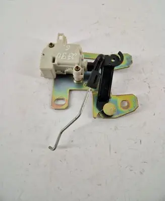 Volkswagen Touareg I Central locking motor 7L6827425