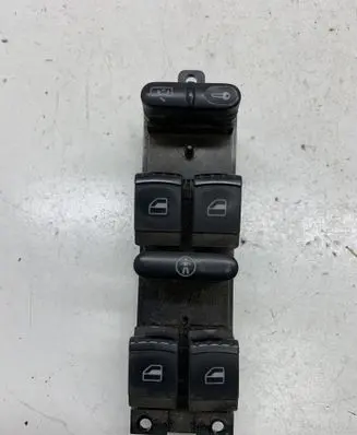 Volkswagen Golf IV Electric window control switch 1J4959857 F005S00011